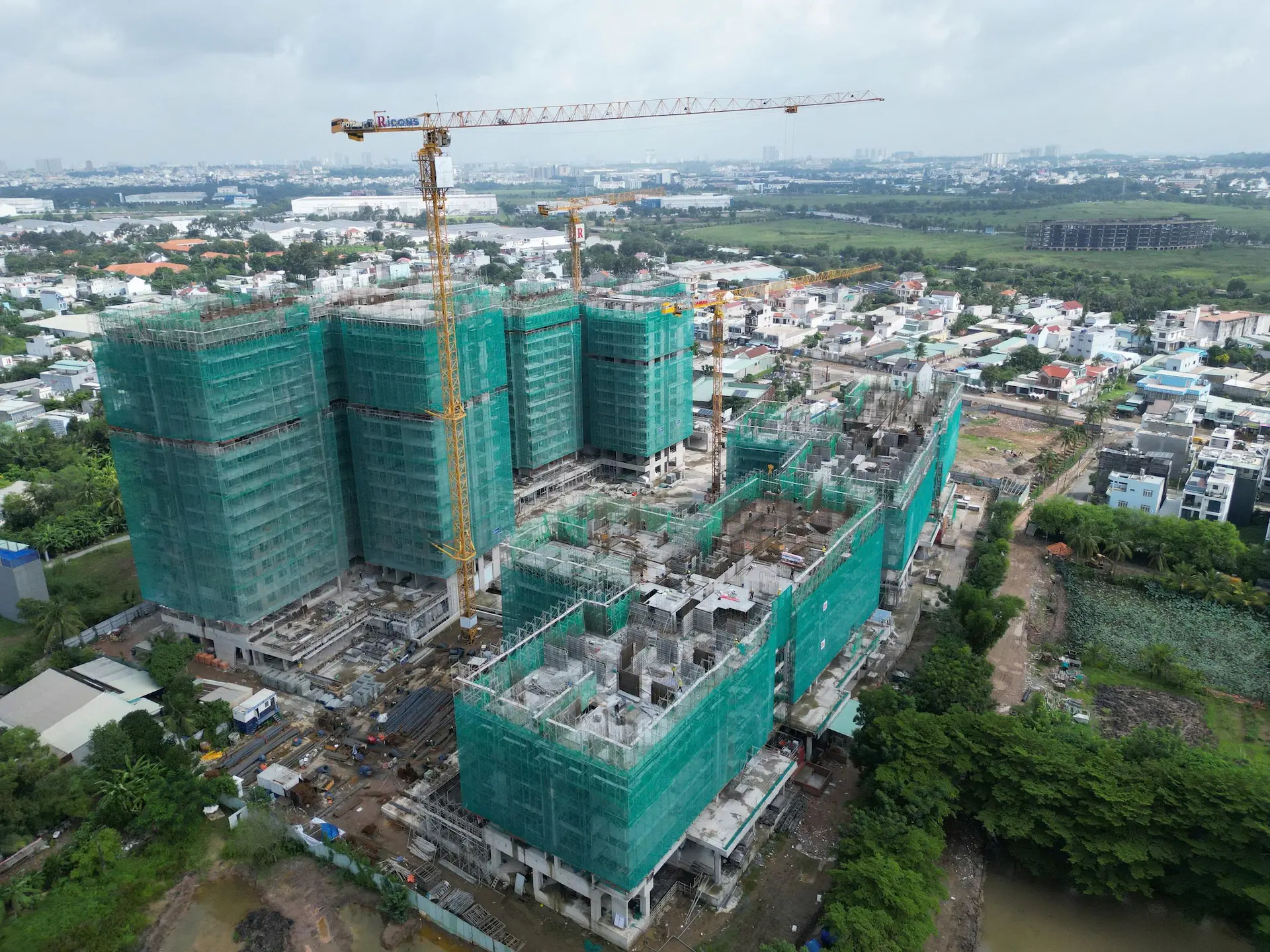 tiến độ dự án elysian tháng 08:2025
